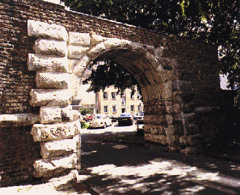 Feldseite des Aachener Tors 1999